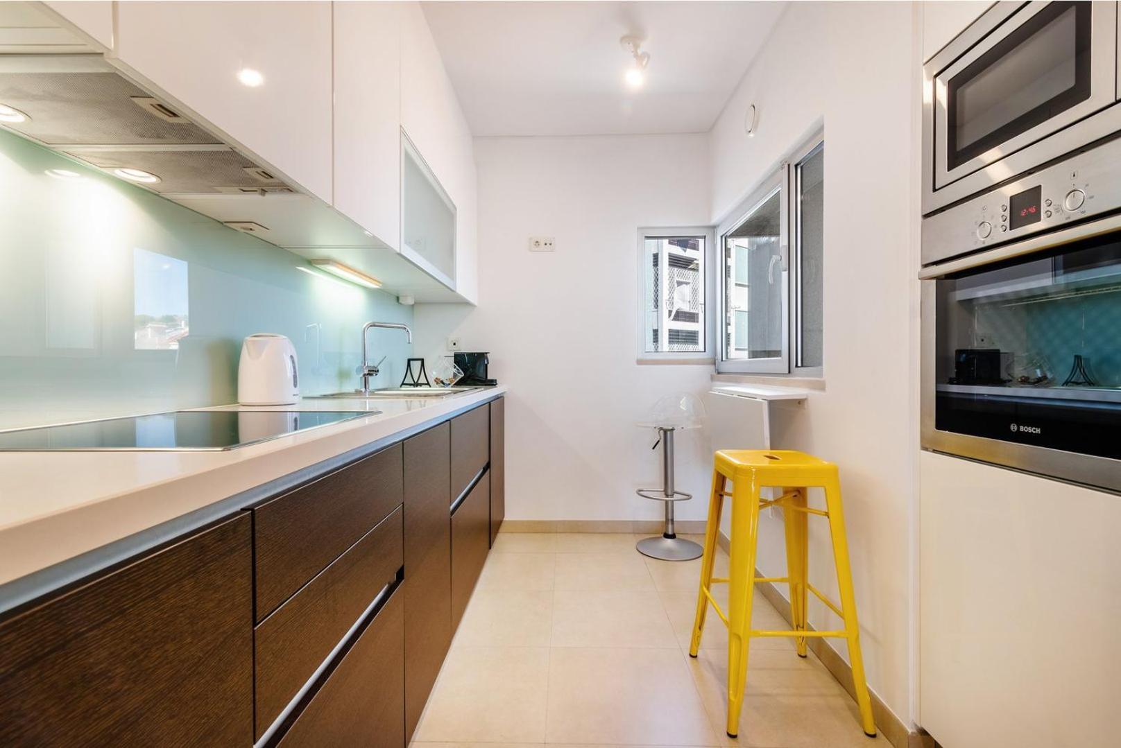 Apartmán Guestready - Alges Apt With Stunning Rooftop Pool Exteriér fotografie