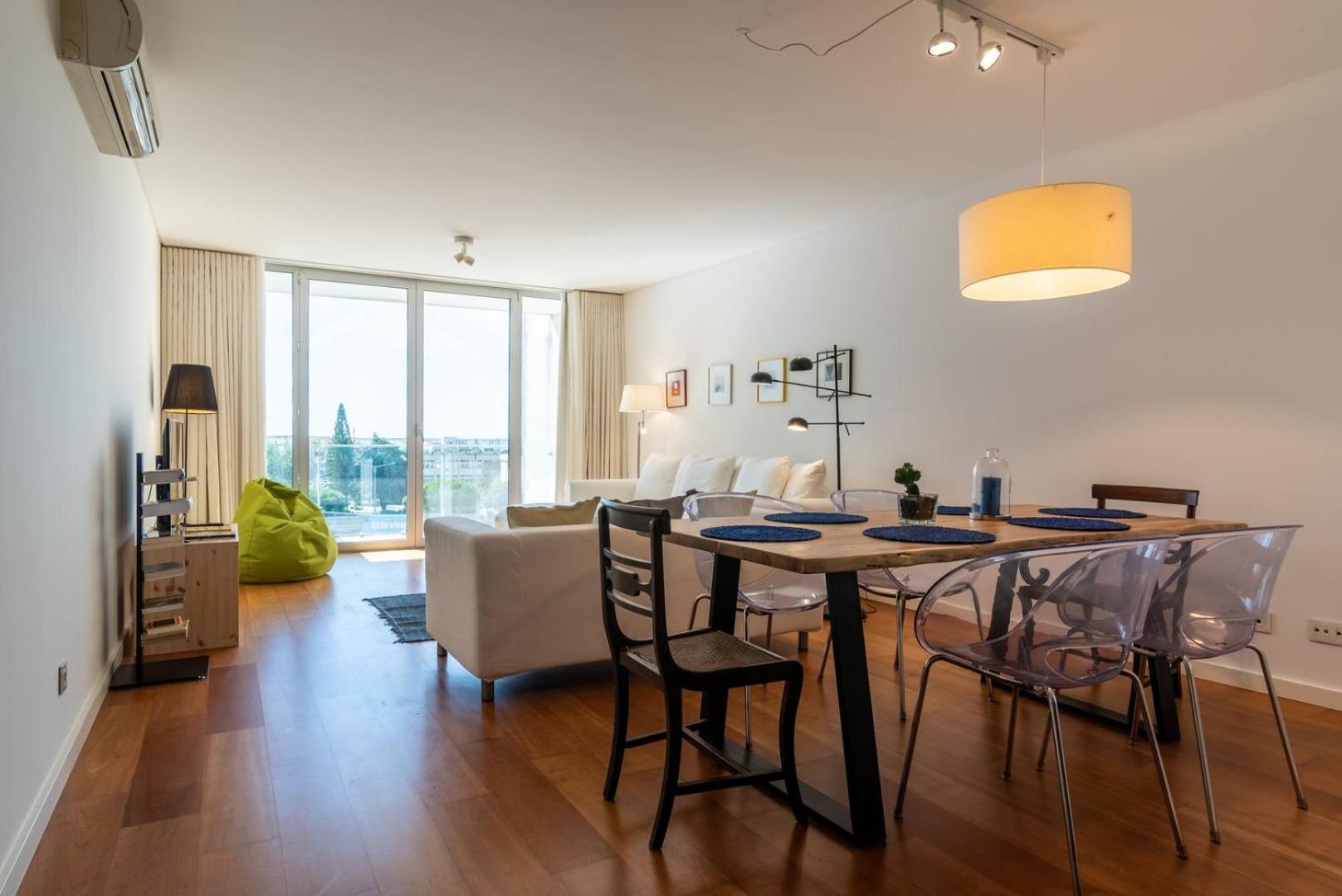 Apartmán Guestready - Alges Apt With Stunning Rooftop Pool Exteriér fotografie