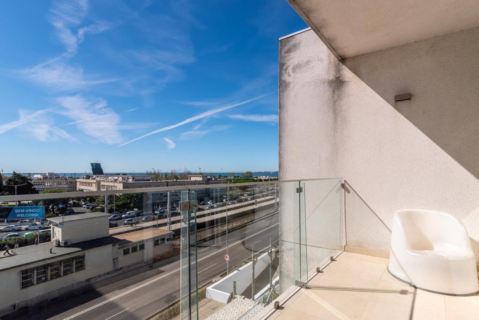 Apartmán Guestready - Alges Apt With Stunning Rooftop Pool Exteriér fotografie